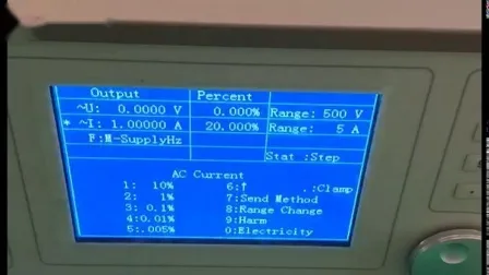 Source de tension et de courant CA triphasée portable